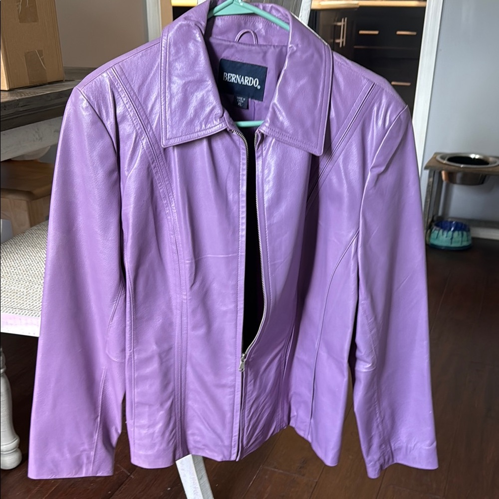 Bernardo Purple Leather Jacket with Classic Collar and Fitted Silhouette